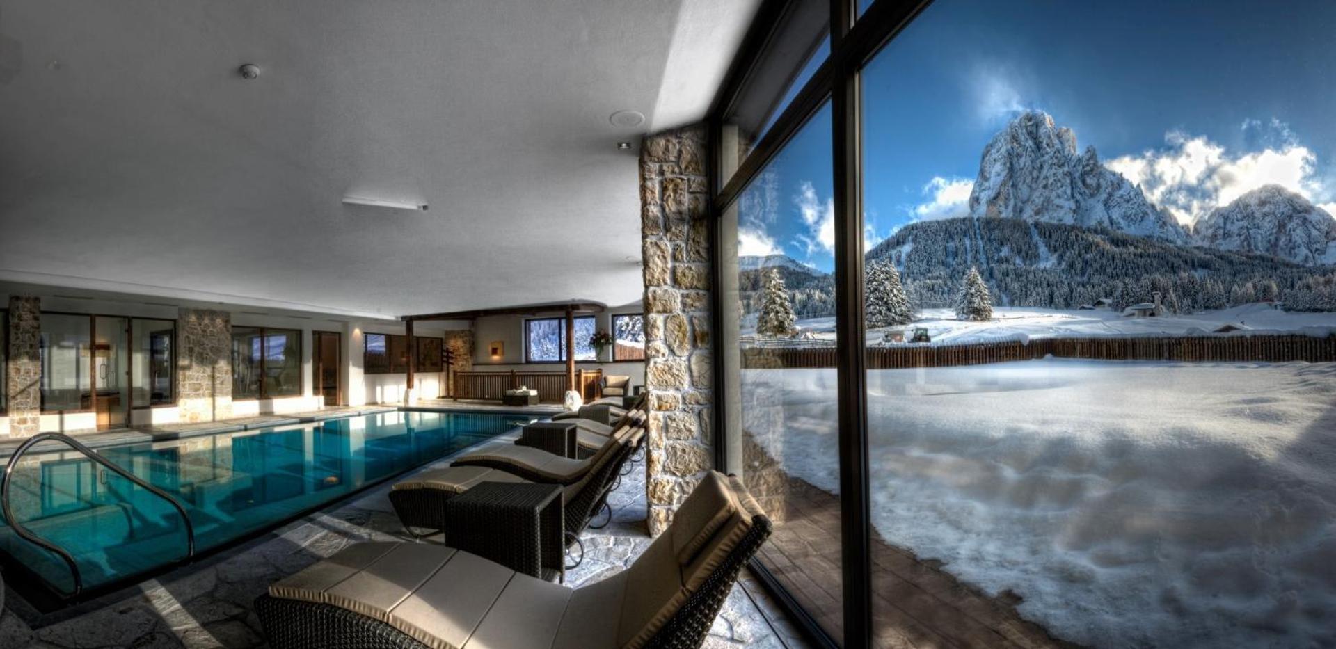 Monte Pana Dolomites 4*